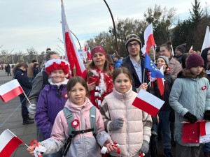 Radnosna Parada Niepodległości uczniów SP17 - 11.11.2025