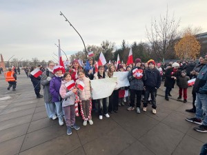 Radnosna Parada Niepodległości uczniów SP17 - 11.11.2025